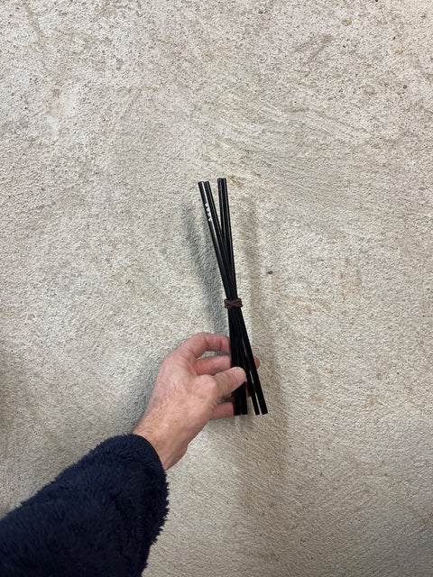 2 Pairs Of Chopsticks