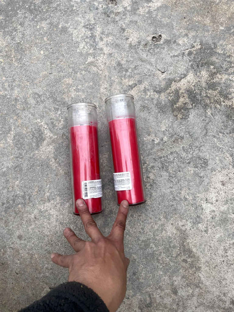 2 Red Candles
