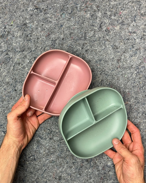 Two Silicone Plates With Suction Base