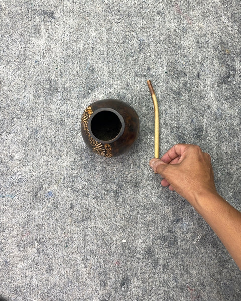 Carved Gourd Mate Cup with Straw