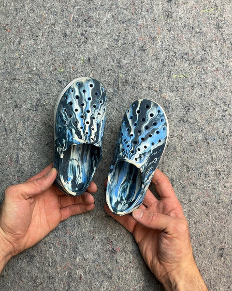 Kids Blue Swirl Slip-On Shoes, Size US Kids 9