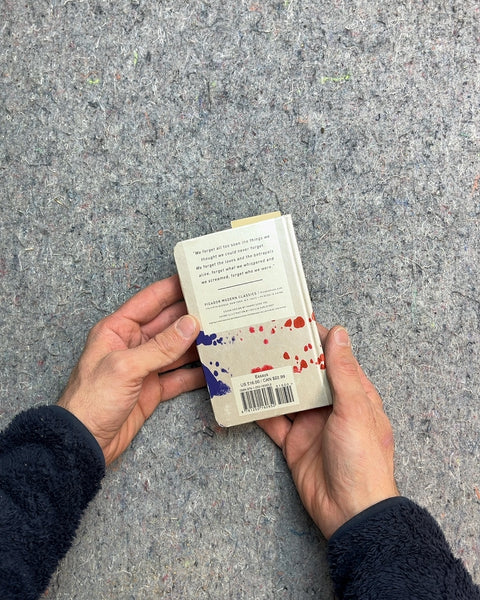 Slouching Towards Bethlehem by Joan Didion