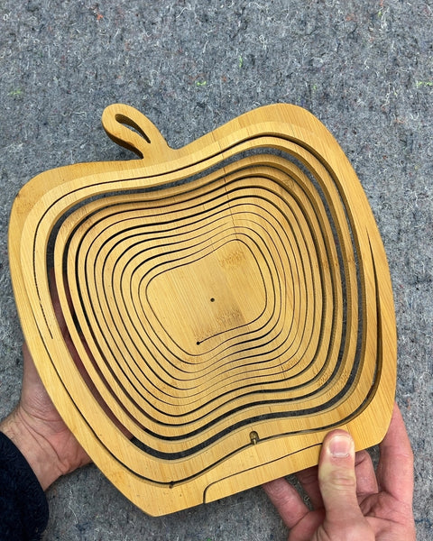 Bonnie & Pop Collapsible Apple Basket