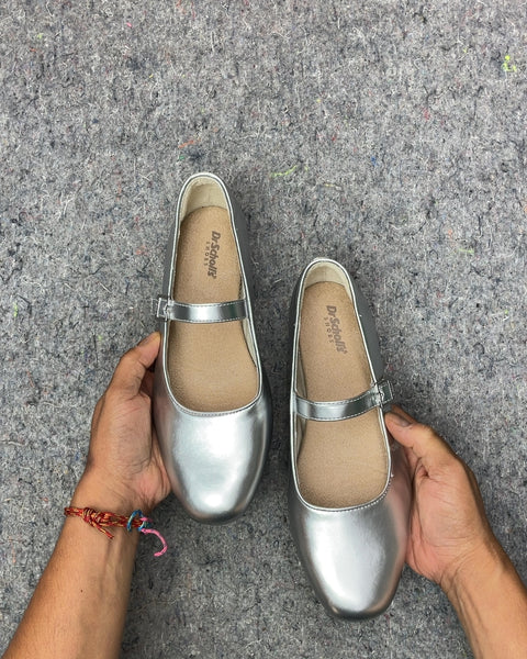Dr. Scholl's Silver Mary Jane Flats, Sz 36 EU