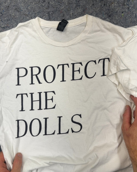 Gildan White Protect The Dolls Graphic T-Shirt, Size L