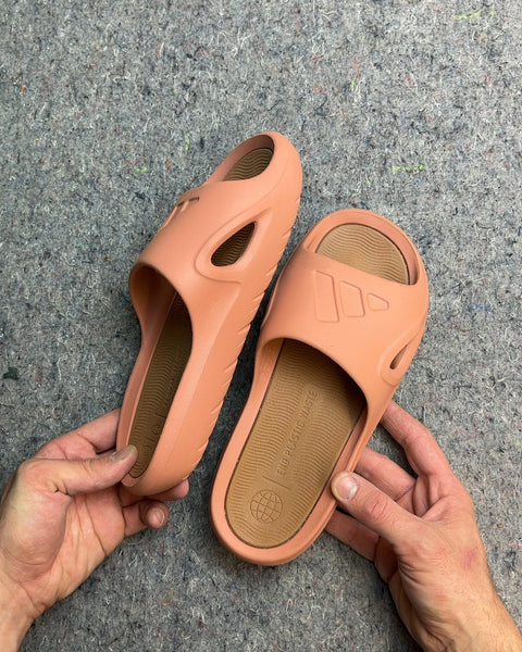 Adidas Adilette Comfort Slides, Size US 7M or 8W or EU 40.5