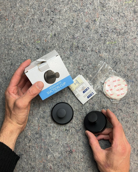 Two Hooks with Suction Cups
