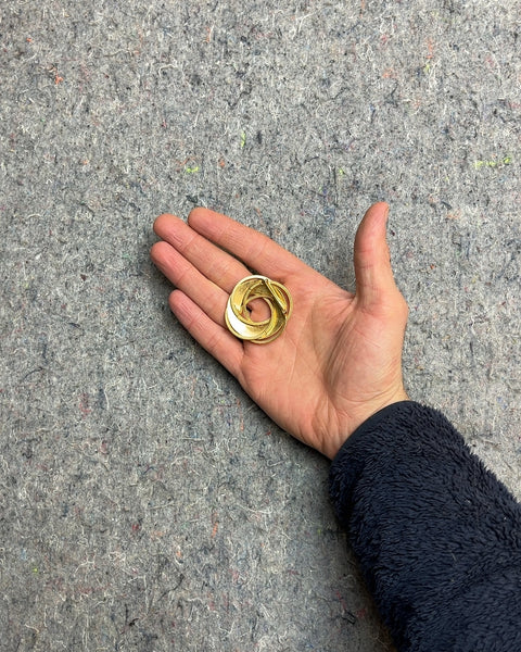 Gold Tone Swirl Brooch