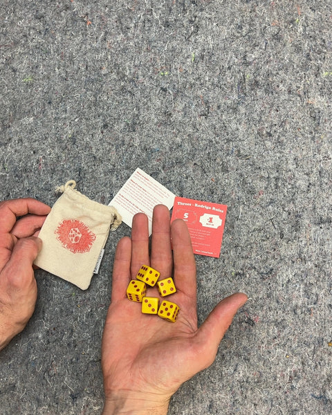 Threes RedRoo Dice Game
