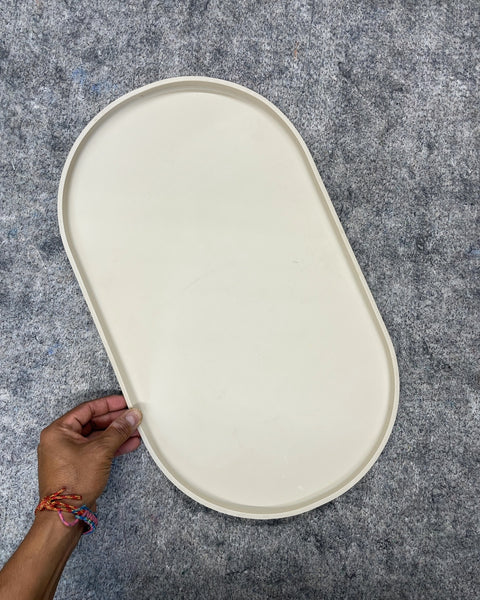 Oval Cream Silicone Feeding Mat