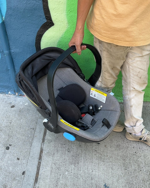 Clek Liing Infant Car Seat In Great Condition, Manufactured In 2021