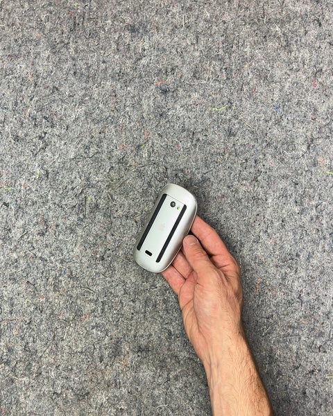 Apple Magic Mouse, Battery Powered