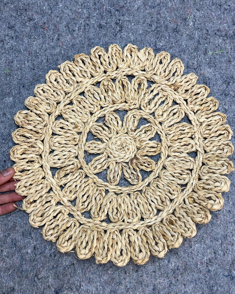 Big Woven Round Placemat, 14"