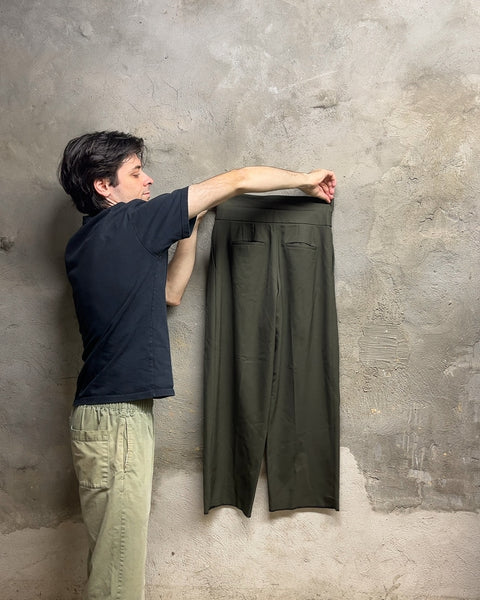 Aritzia Bureau Pant, Size 6