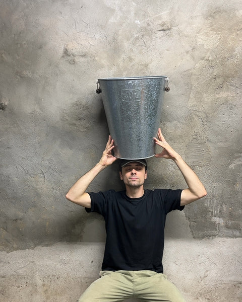 Cool Galvanized Metal Bucket with Wooden Handles, 40L