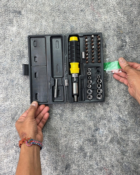Screwdriver and Socket Bit Set
