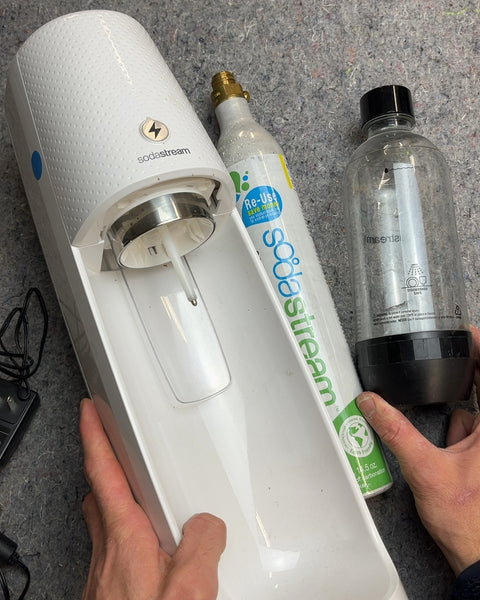 SodaStream Spirit One Touch Sparkling Water Maker