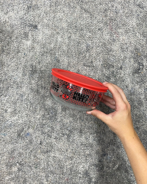 Pyrex Hello Kitty Glass Food Container, 6 in
