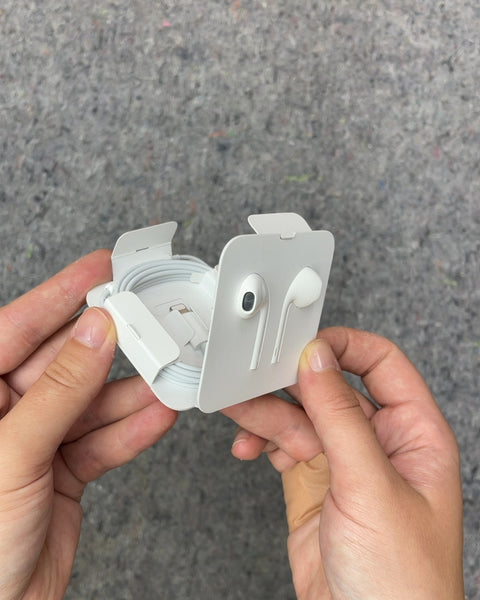 Apple EarPods with Lightning Connector