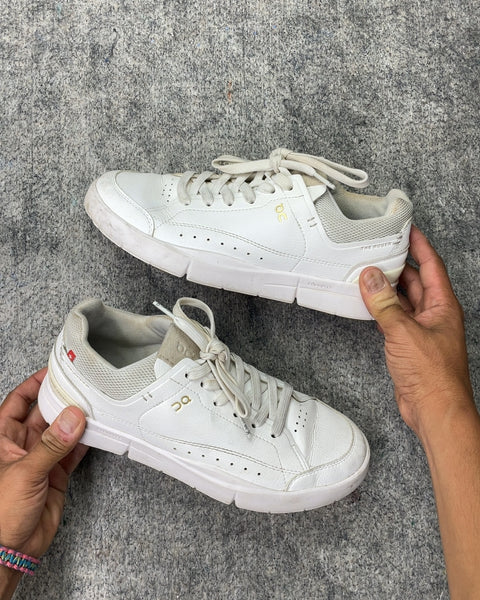 On The Roger Centre Court 1 Sneaker, Size 38