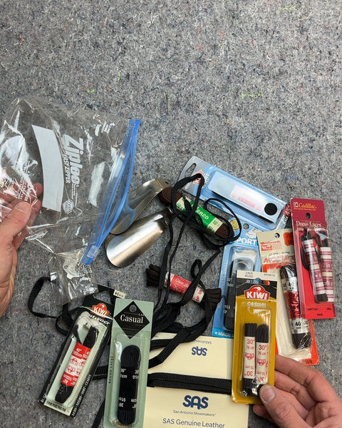 Assorted Shoe Horns and Laces Kit