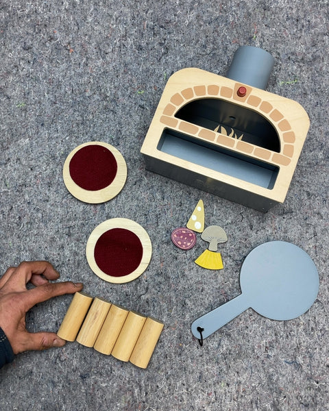 Tender Leaf Toys Pizza Oven Set