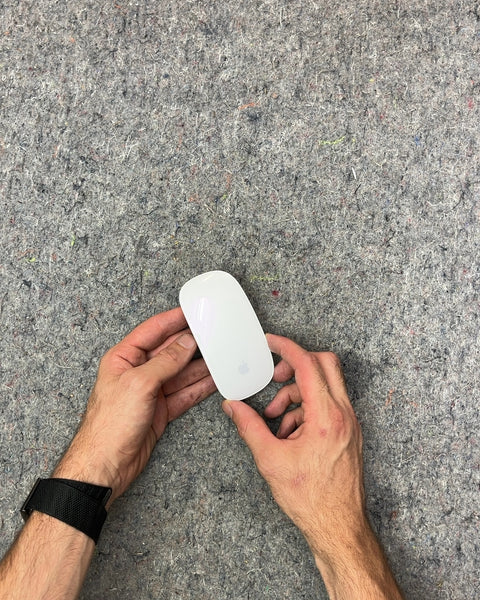 Apple Magic Mouse 1, Battery Powered