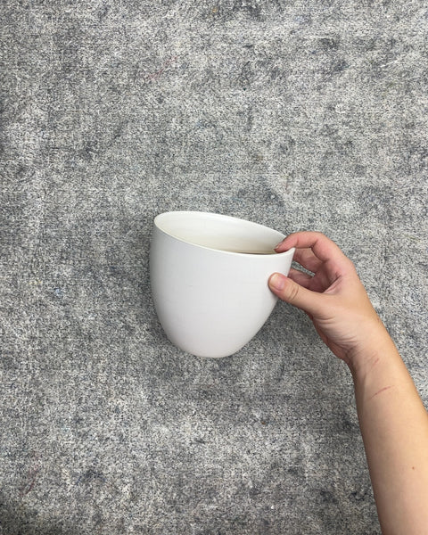White Ceramic Planter Pot with Drainage Hole, 6 in