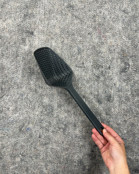 Joseph Joseph Scoop™ Plus Colander