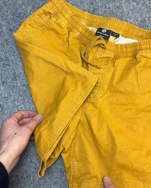 Vans Range Elastic Shorts, Size M