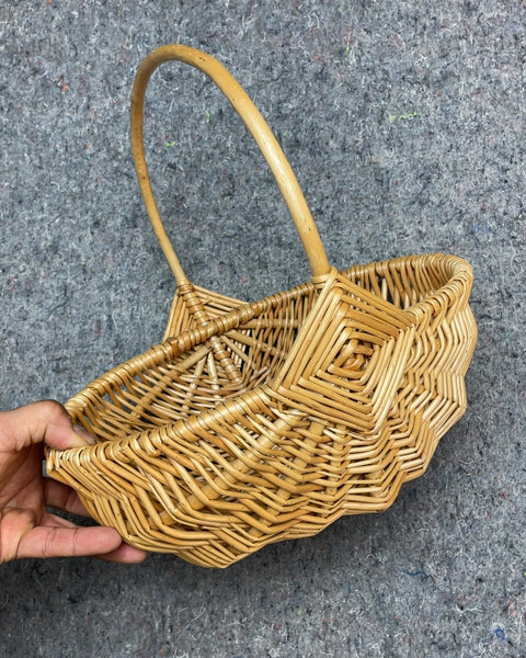 Big Wicker Basket with Handle