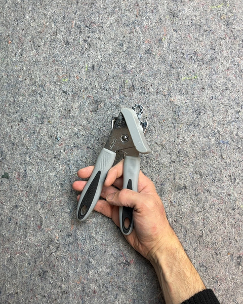 Imusa Manual Can Opener with Gray Handles