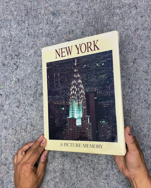 New York A Picture Memory Book