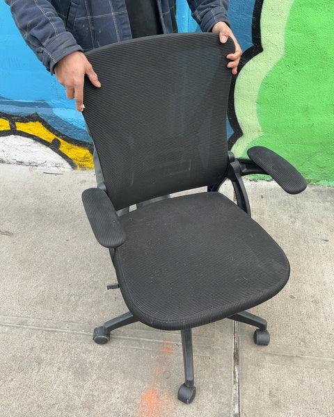 Black Adjustable Office Chair
