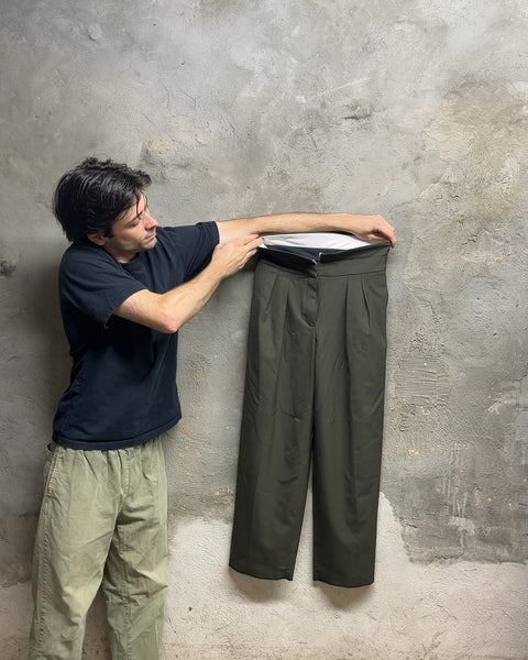 Aritzia Bureau Pant, Size 6