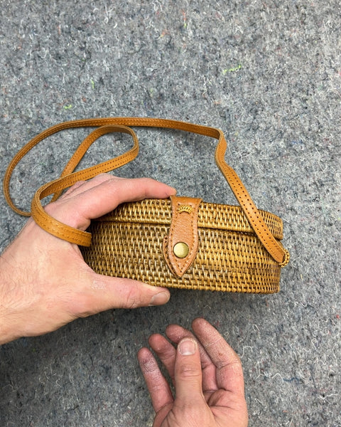 Pretty Woven Round Shoulder Bag