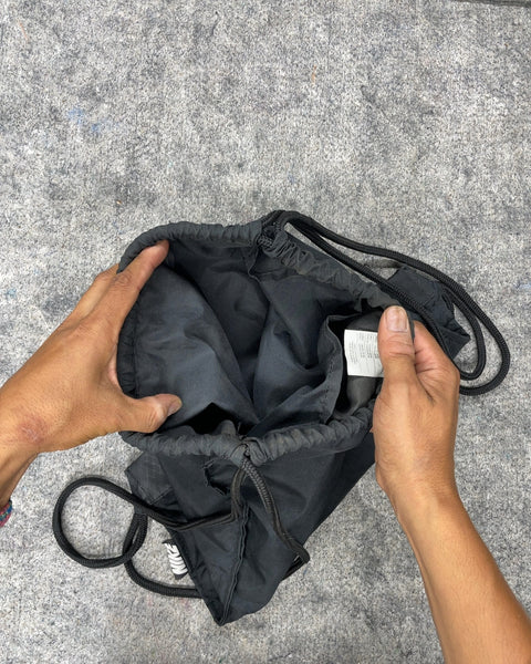 Nike Drawstring Gym Sackpack in Black