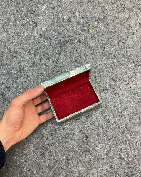 Beautiful Nacre-like Trinket Box