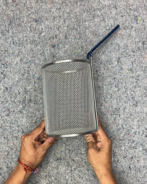 Stainless Steel Fryer Basket with Blue Handle, 7x5"