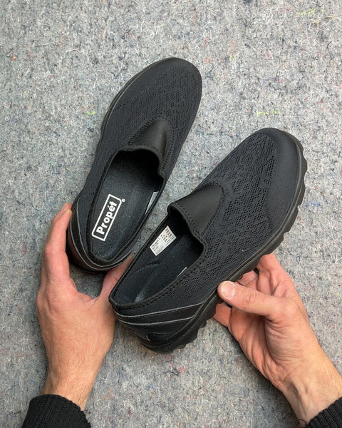 Propet TravelActiv Slip-on Sneakers, Size US 8W or EU 38.5