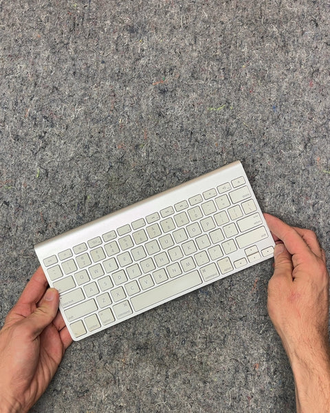Yet Another Apple Magic Keyboard 1, Battery Powered