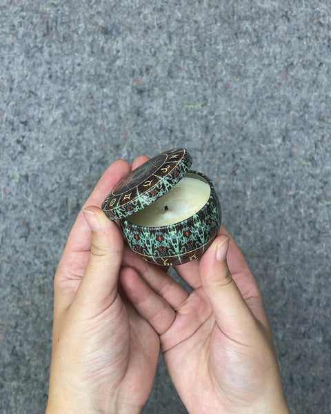 Tiny Zodiac Sign Tin Candle (It Smells Pretty Good If You Ask Me, Not Too Heavy)