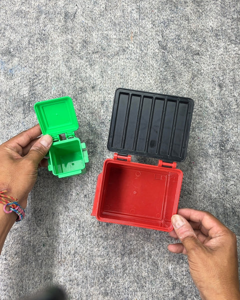 Miniature Garbage Collection Bins