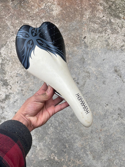Momentum Bike Saddle