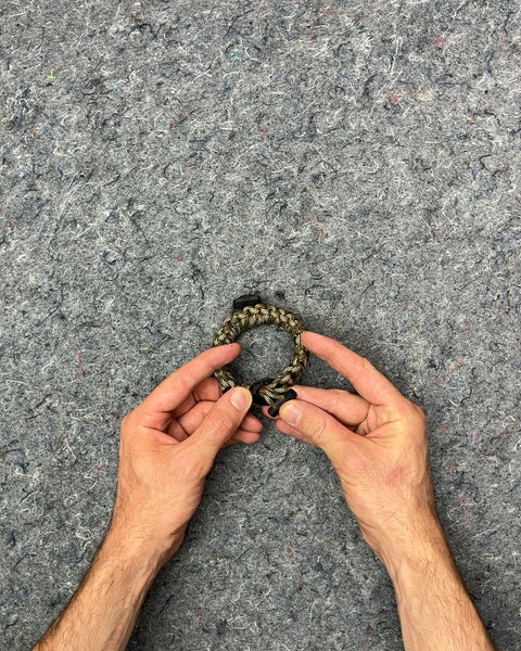 Paracord Survival Bracelet Features