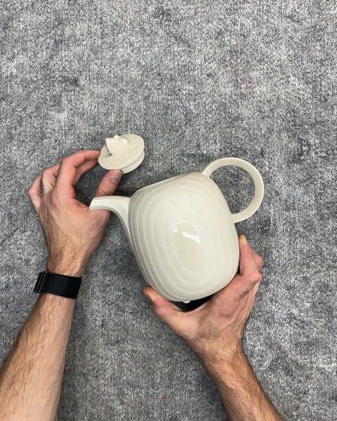 Sexy Hornsea Concept Ceramic Teapot Made In England