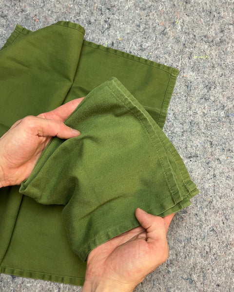 Two Green Cloth Napkins That Will Make You Want To Open A Restaurant