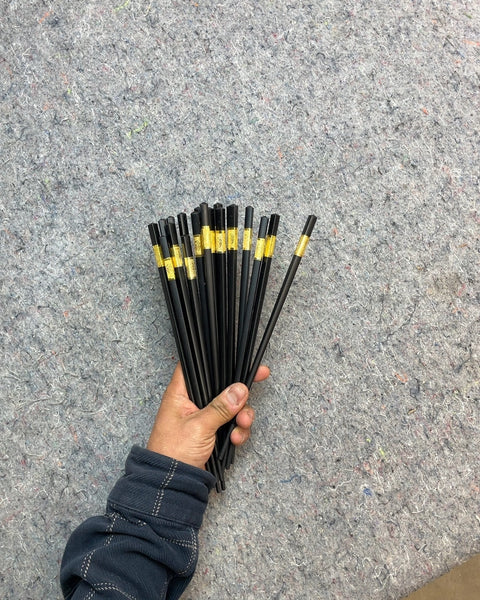Grip of Pretty Black Chopsticks