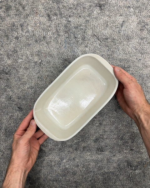 Vintage Off-White Ceramic Rectangular Baking Dish