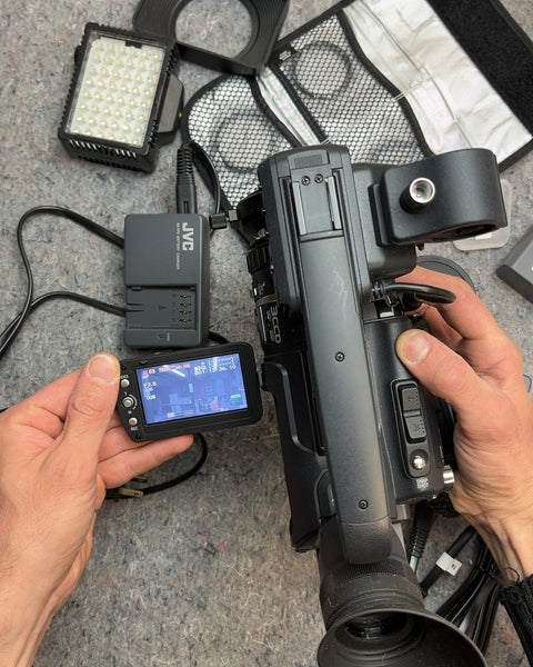 JVC GY-HM100U HD Pro Camcorder With A Whole Bunch Of Accessories, Works & Excellent Condition